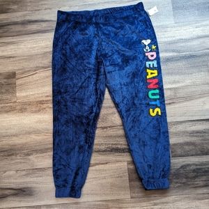 2X Fleece Peanuts Sweatpants